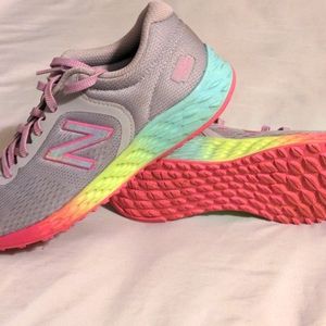 Women's multicolored new balance Tennis shoes